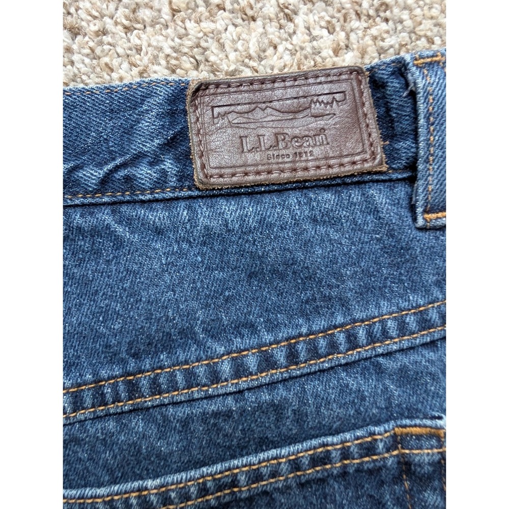 LL Bean Relaxed Fit Jeans Womens 12 P Blue Excellent Comfort Waist Vintage - Picture 6 of 9